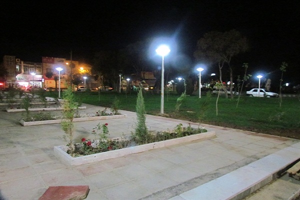 کارخانه تولید پایه چراغ چمنی 4 پایه چراغ