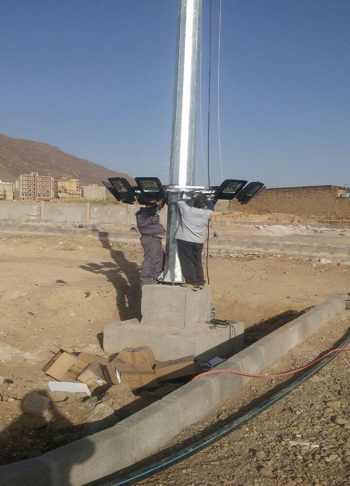 پایه برج نوری 15 متری اراک 3 برج نوری